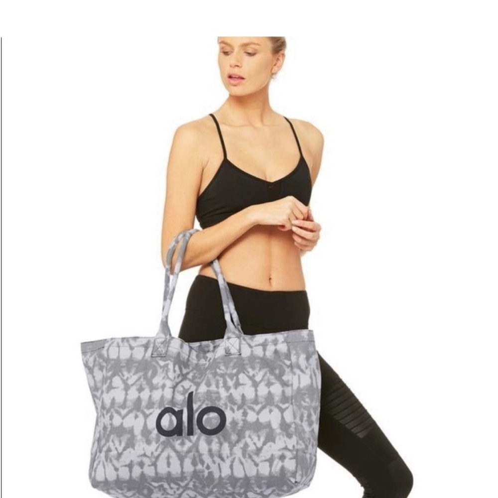 ALO Yoga Black and White Tie-Dye Tote Bag - Picture 2 of 9